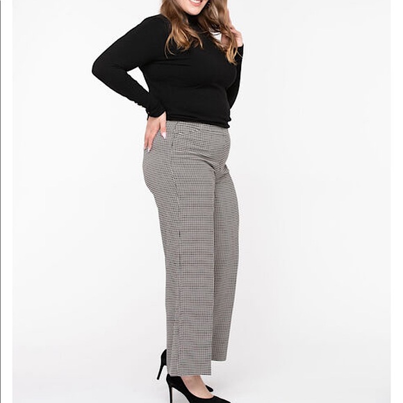 Plus Size 16 Houndstooth Wide Leg Pant - Picture 3 of 10